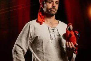 conte-theatre-augustin-pirate-des-indes-712249-1200-0